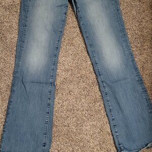Size 6 American Eagle Kick Boot Jeans